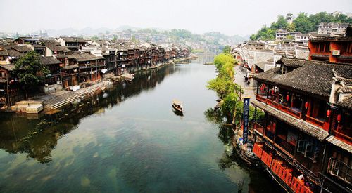 适合学生旅游的地方实惠_适合学生的旅游的地方